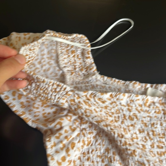 Urban romantics cheetah crop top - Picture 4 of 5